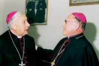 Mons. Ottorino Pietro Alberti e Mons. Giovanni Scanavino